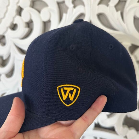 Cal Golden Bears Fitted Baseball Hat - Picture 2 of 5